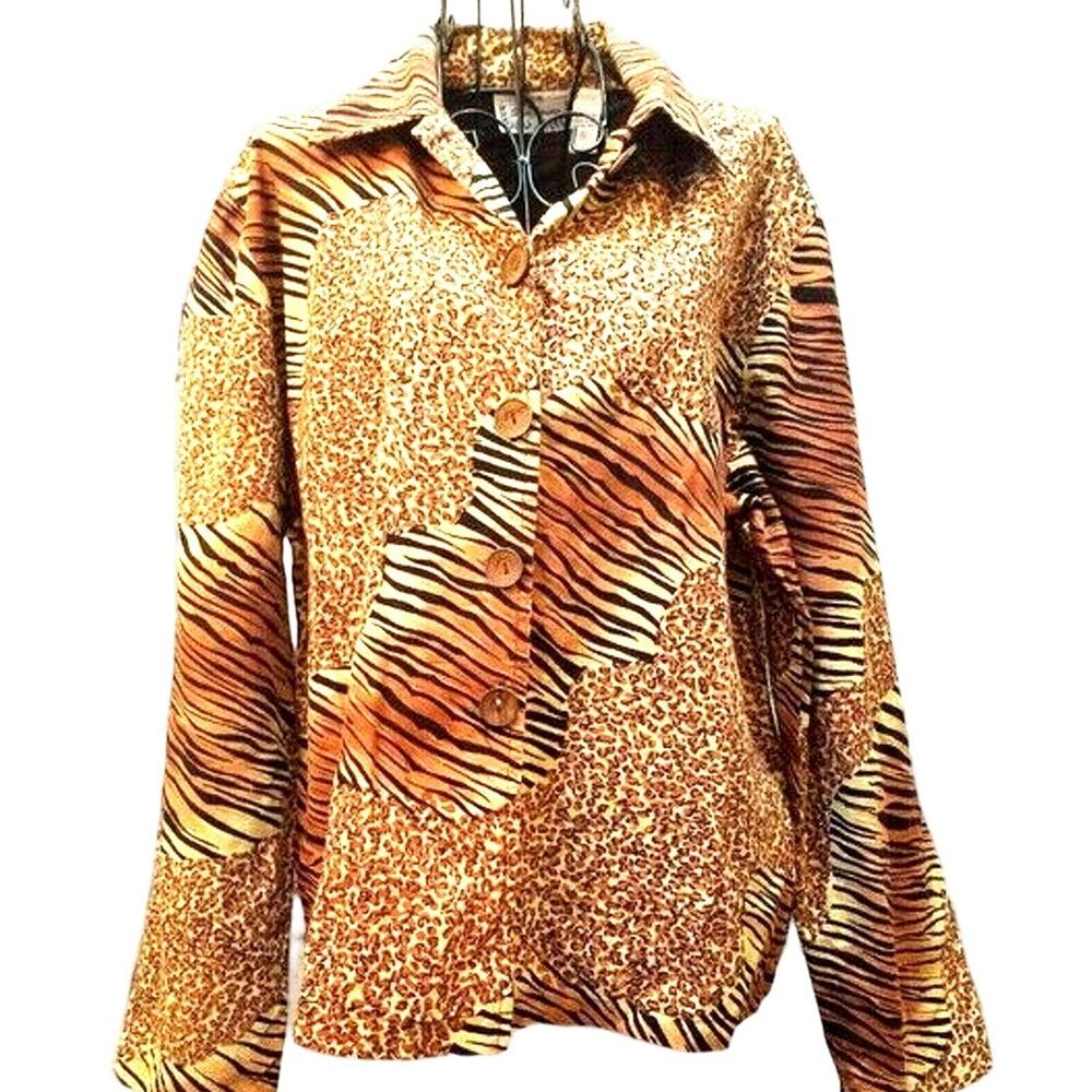 Sara Studios Animal Print Lined Top Size XL Long Sleeves Buttons Retro chic